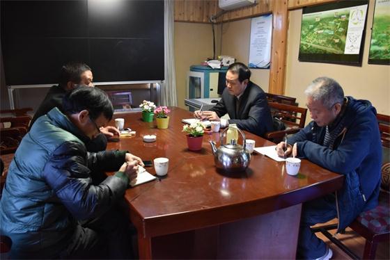 給你1個(gè)億，做農(nóng)業(yè)還是金融…有眼光的人這樣做